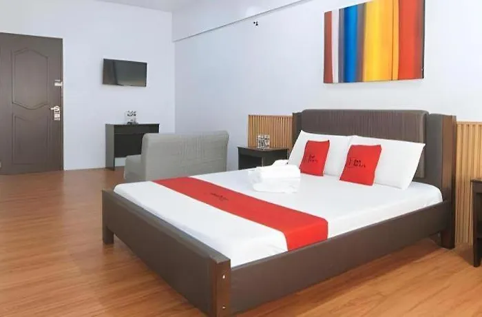 Hotel Reddoorz @ Bp International Powerhouse Inc Near Sm *